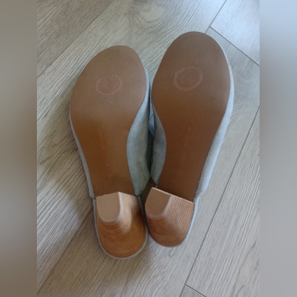 Adrienne Vittadini Open Toe Sandal - Picture 4 of 4